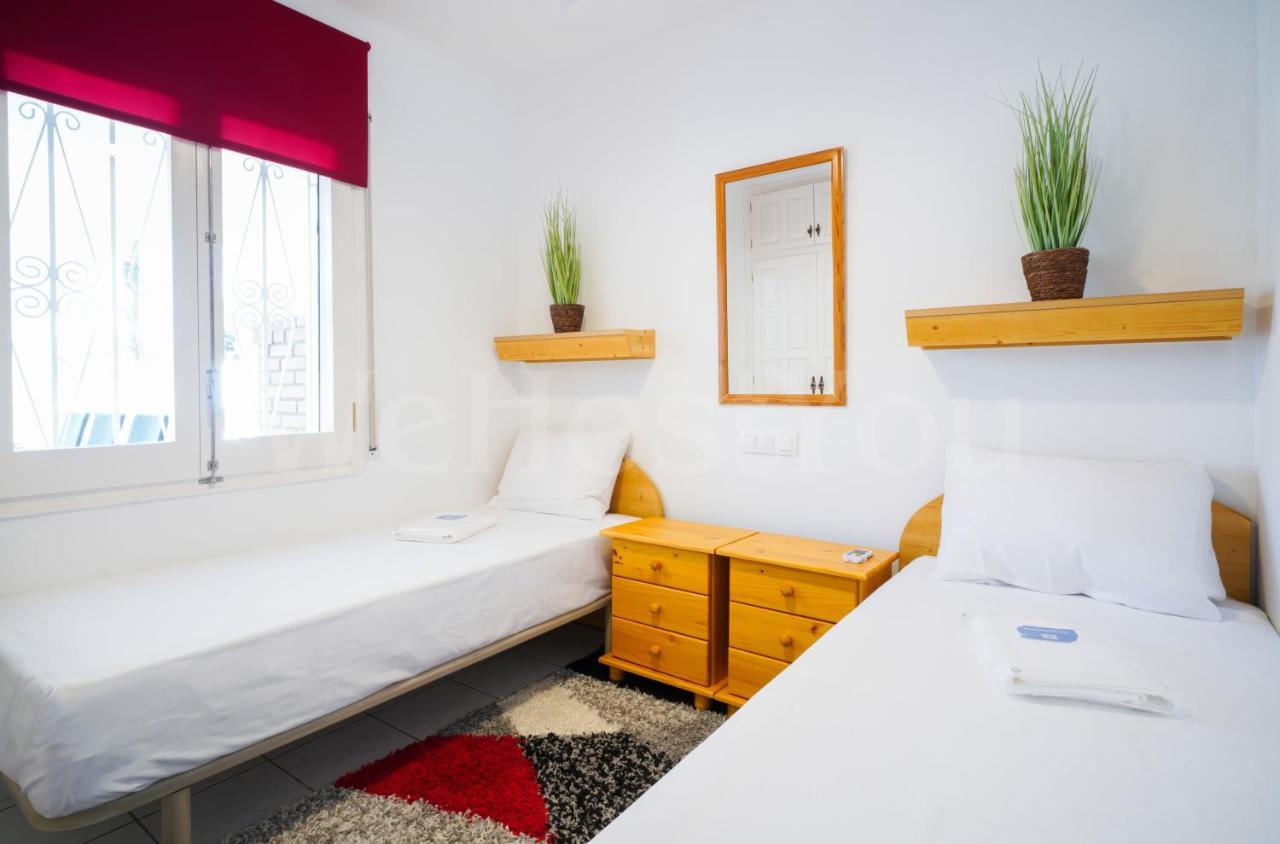 Villa Et Studio Avec Piscine - Wehostyou Empuriabrava Exteriér fotografie