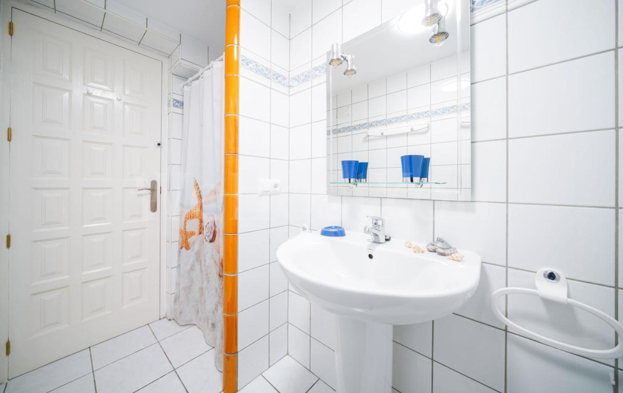 Villa Et Studio Avec Piscine - Wehostyou Empuriabrava Exteriér fotografie