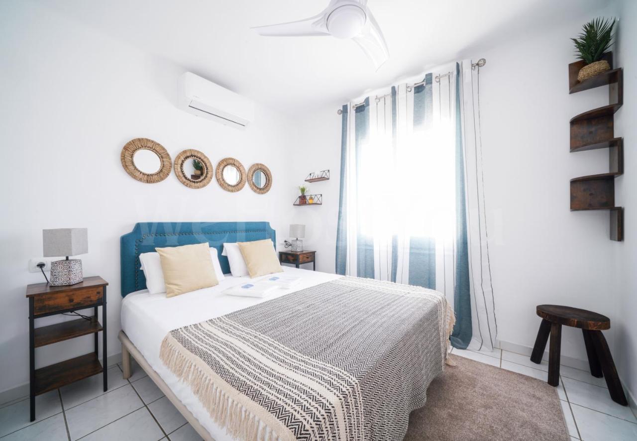 Villa Et Studio Avec Piscine - Wehostyou Empuriabrava Exteriér fotografie